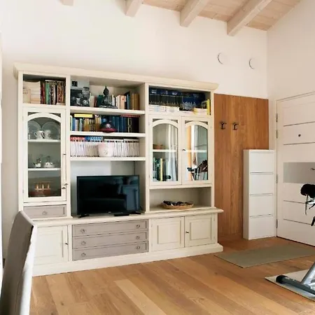 别墅 Parruccia With A Pool And A Panoramic View *