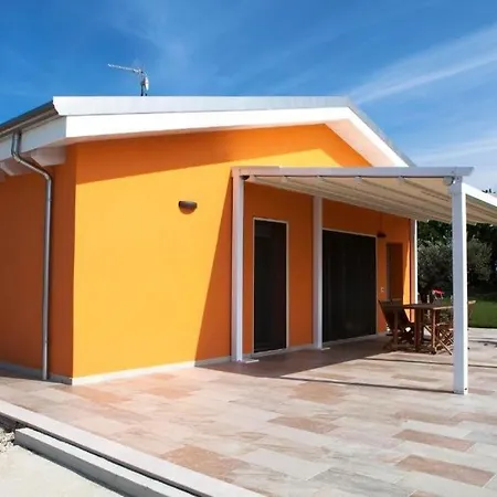 Villa Parruccia With A Pool And A Panoramic View Tolentino