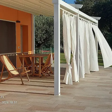 Villa Parruccia With A Pool And A Panoramic View Tolentino