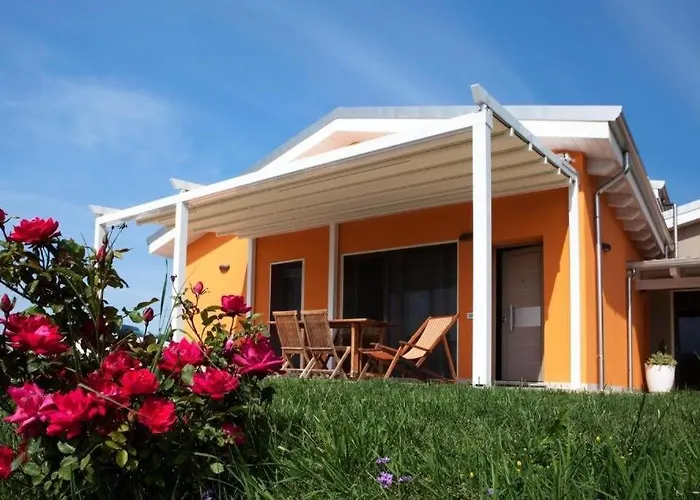 Parruccia With A Pool And A Panoramic View Tolentino