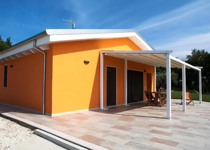 Villa Parruccia With A Pool And A Panoramic View Tolentino